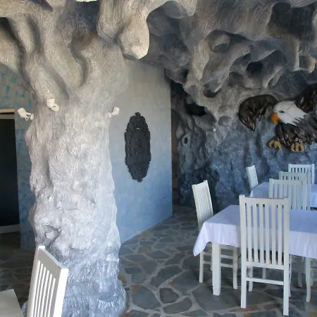 Antica Ksamil